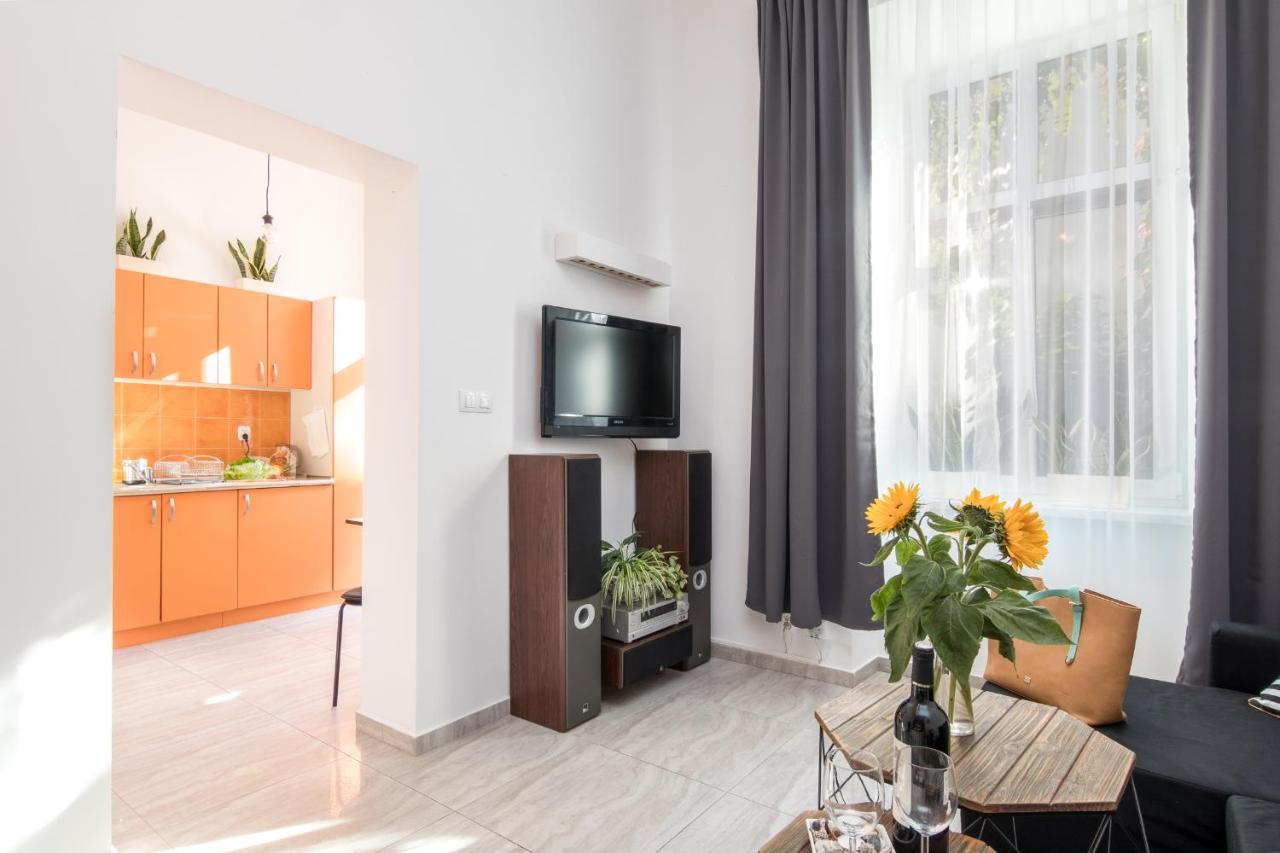 Cracow Best Location Apartment With Garden By Cozyplace Cracóvia Exterior foto