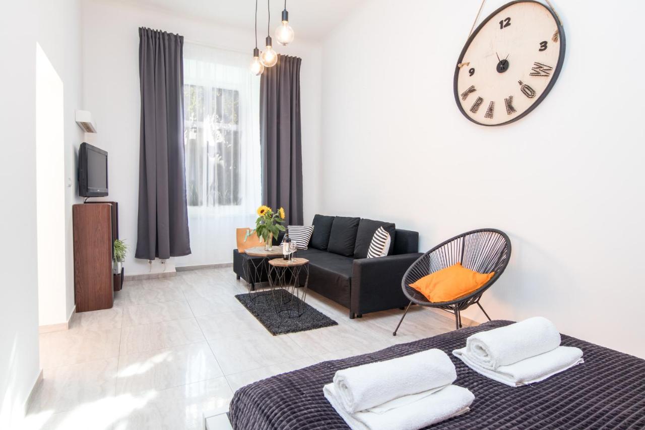 Cracow Best Location Apartment With Garden By Cozyplace Cracóvia Exterior foto